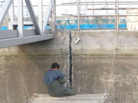 開封新區(qū)污水處理廠污水池防水堵漏施工案例